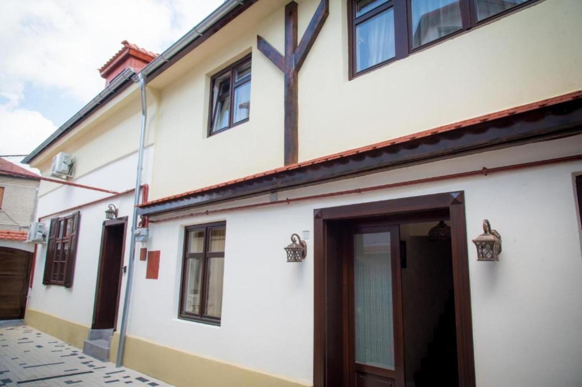 Cochet House Sibiuアパートホテル エクステリア 写真